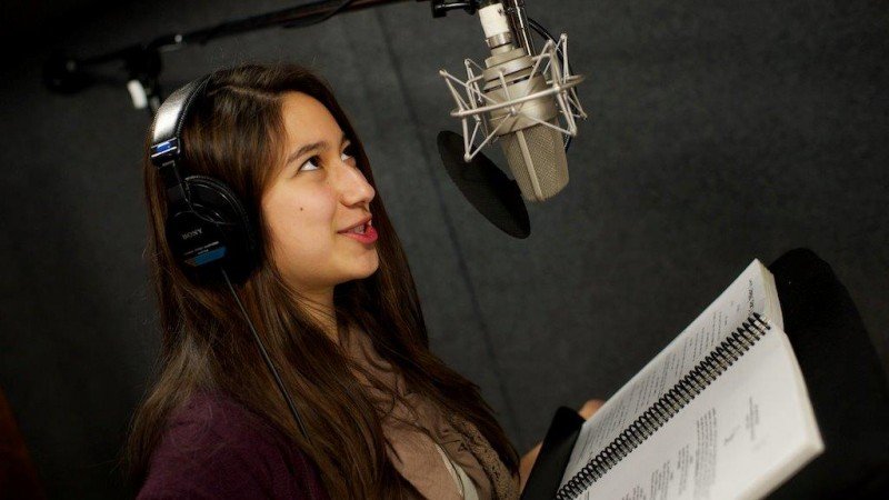 How to Choose the Best Professional Voiceover Courses to Kickstart Your Career